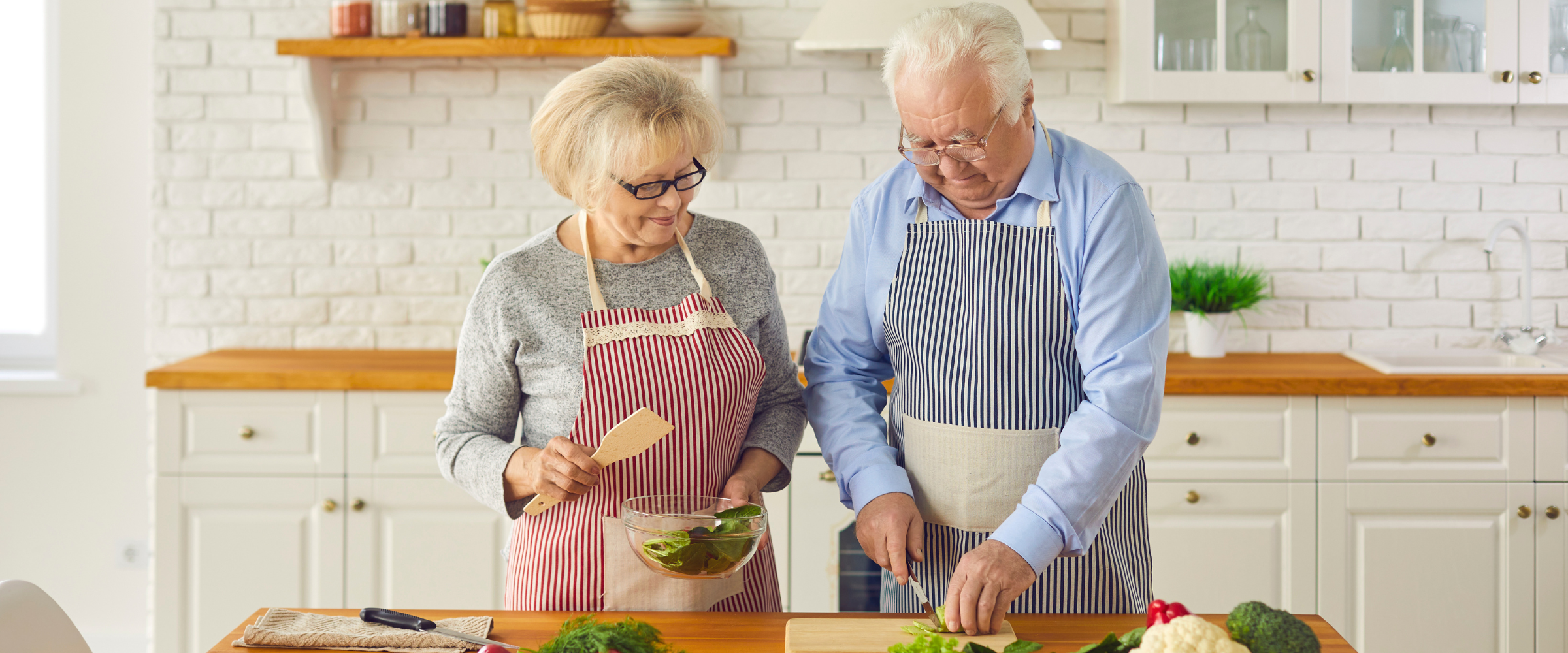 Nutritional advice for senior during cold weather